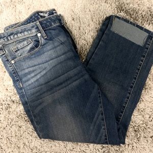Ankle Jeans w/ cute cutouts